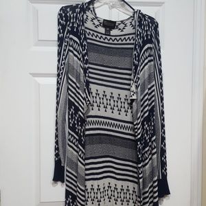 Hooded printed duster with fringe